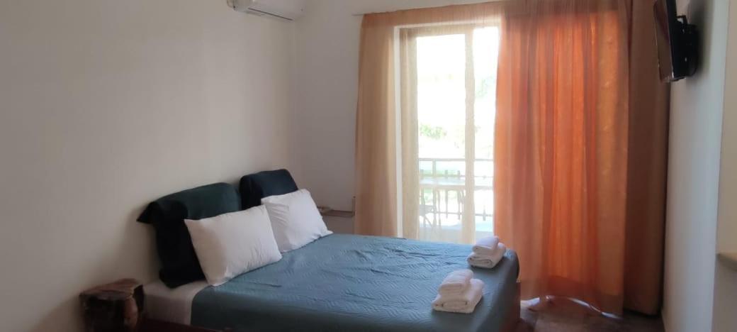 Amalthia Hotel Apartments Rethymno Esterno foto